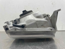 Load image into Gallery viewer, HEADLIGHT LAMP ASSEMBLY Nissan Pathfinder 99 00 01 02 03 04 Right - NW320068
