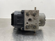 Load image into Gallery viewer, ABS PUMP Pathfinder 2000 00 2001 01 4x4 - NW319667
