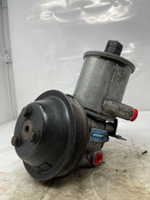 Load image into Gallery viewer, POWER STEERING PUMP MERCEDES 300E 89 90 91 - NW163857

