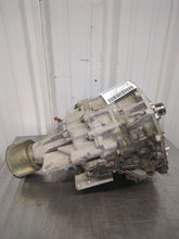 Load image into Gallery viewer, TRANSFER CASE Nissan Pathfinder 96 97 98 99 00 01 02 03 - NW320400

