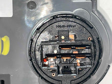 Load image into Gallery viewer, TEMPERATURE CONTROLS Kia Sorento 2011 11 2012 12 2013 13 - NW100611
