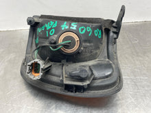 Load image into Gallery viewer, PARKLAMP Nissan pathfinder 1999 99 00 01 02 03 04 Right - NW319987
