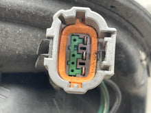 Load image into Gallery viewer, PARKLAMP Nissan pathfinder 1999 99 00 01 02 03 04 Right - NW319987
