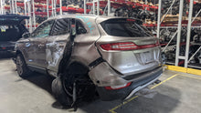 Load image into Gallery viewer, Carrier Assembly Lincoln MKC 2018 - NW319823
