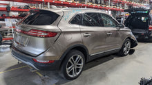 Load image into Gallery viewer, Carrier Assembly Lincoln MKC 2018 - NW319823
