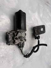 Load image into Gallery viewer, WINDSHIELD WIPER MOTOR Kia Sportage 05 06 07 08 09 10 - NW202944
