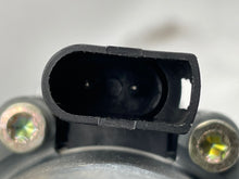 Load image into Gallery viewer, FRONT DOOR WINDOW REGULATOR Chevrolet Corvette 1997-2004 Right - NW80780
