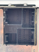 Load image into Gallery viewer, Radio  EXPEDITION 1999 - NW321182
