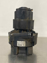Load image into Gallery viewer, AIR INJECTION PUMP SMOG Mercedes CL500 G500 C320 ML320 98 99 00 01 02 03 04 - 06 - NW8223
