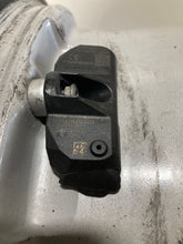Load image into Gallery viewer, WHEEL ML320 ML350 R350 2006 06 2007 07 17x7.5 7 Spoke - NW200625
