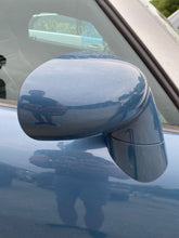 Load image into Gallery viewer, SIDE VIEW DOOR MIRROR Saturn Sky 2007 07 2008 08 Right - NW322500
