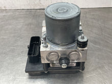 Load image into Gallery viewer, ABS ANTI-LOCK BRAKE PUMP Jaguar Vanden Pl XJ XJL 13 14 15 - NW322274
