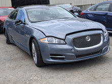 Load image into Gallery viewer, TRANSFER CASE Vanden Pl XF XFR XJ XJL 2013 13 2014 14 2015 15 - NW323111
