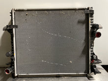Load image into Gallery viewer, RADIATOR Jaguar Vanden Pl XF XFR XJ XJL XJR 10 11 12 13 14 15 - NW322941
