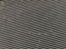 Load image into Gallery viewer, RADIATOR Jaguar Vanden Pl XF XFR XJ XJL XJR 10 11 12 13 14 15 - NW322941
