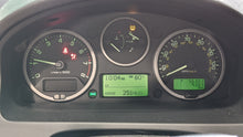 Load image into Gallery viewer, SPEEDOMETER CLUSTER Land Rover LR2 2011 11 2012 12 - NW324390
