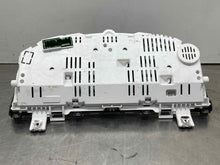 Load image into Gallery viewer, SPEEDOMETER CLUSTER Land Rover LR2 2011 11 2012 12 - NW324390
