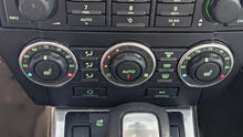 Load image into Gallery viewer, FRONT TEMPERATURE CONTROLS Land Rover LR2 1960-2011 - NW324103
