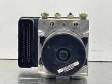 Load image into Gallery viewer, ABS Pump Land Rover LR2 2011 - NW323662
