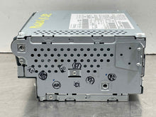 Load image into Gallery viewer, RADIO RECEIVER Land Rover LR2 2012 12 - NW324290

