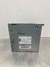 Load image into Gallery viewer, RADIO Land Rover Range Rover 05 06 07 08 09 AM FM CD - NW324292
