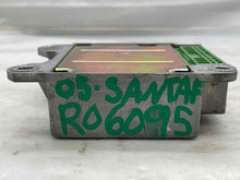 Load image into Gallery viewer, AIR BAG CONTROL MODULE COMPUTER Santa Fe 2005 05 2006 06 - NW324700
