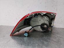 Load image into Gallery viewer, OUTER TAIL LIGHT LAMP Volkswagen EOS 07 08 09 10 11 Right - NW325209
