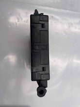 Load image into Gallery viewer, SEAT CONTROL MODULE COMPUTER Gl320 Gl450 Gl550 07 08 09 - NW35141
