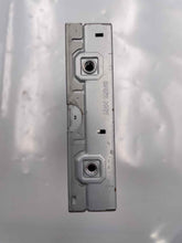 Load image into Gallery viewer, RADIO Volvo C70 S60 S80 V60 V70 XC60 XC70 2008-2016 - NW140335
