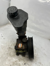 Load image into Gallery viewer, Power Steering Pump Dodge Durango 2005 - NW162650
