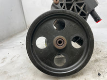 Load image into Gallery viewer, Power Steering Pump Dodge Durango 2005 - NW162650
