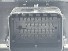 Load image into Gallery viewer, Air Bag Computer Jaguar XJ8 2004 04 - NW33101
