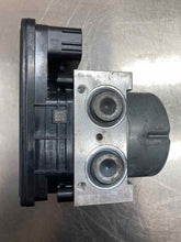 Load image into Gallery viewer, ABS Pump  ECOSPORT 2019 - NW326560
