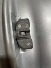 Load image into Gallery viewer, WHEEL RIM 128i 135i 2008-2013 17x7 ALLOY - NW327233
