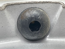 Load image into Gallery viewer, WHEEL BMW 320i 323i 325i 330i 99 00 01 02 03 04 05 06 - NW197660
