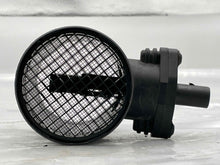 Load image into Gallery viewer, Mass Air Flow Sensor Meter MAF Porsche Cayenne 03 04 05 06 - NW5427
