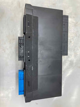 Load image into Gallery viewer, BODY CONTROL MODULE BCM COMPUTER 528i 535i 535i Gt 550i 550i 11-17 - NW29507
