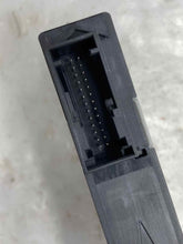 Load image into Gallery viewer, THEFT LOCKING CENTRAL REMOTE COMPUTER 528D 528i 535i 535i Gt 550i 09-15 - NW29508
