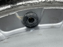 Load image into Gallery viewer, WHEEL BMW 320i 323i 325i 330i 99 00 01 02 03 04 05 06 - NW328725
