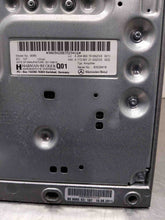 Load image into Gallery viewer, AMPLIFIER Mercedes-Benz C250 C300 C350 C63 2012 12 - NW328443
