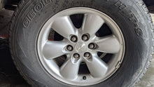 Load image into Gallery viewer, WHEEL RIM Dakota Durango 03 04 16x7 ALUM 16x7, 6 lug, 4-1/2" - NW328714
