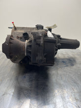 Load image into Gallery viewer, TRANSFER CASE Dakota Durango 2001 01 2002 02 2003 03 2004 04 - NW328590

