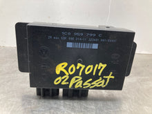 Load image into Gallery viewer, THEFT LOCKING COMPUTER VW Passat 2001 01 02 03 04 05 - NW327883
