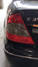 Load image into Gallery viewer, TAIL LIGHT LAMP ASSEMBLY E350 E550 E280 E300 E320 E63 07-09 Left - NW328618
