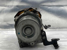 Load image into Gallery viewer, POWER STEERING PUMP Nissan Pathfinder 2016 16 - NW329150
