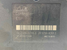 Load image into Gallery viewer, ABS Pump Nissan Armada 2014 - NW328806
