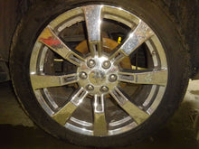 Load image into Gallery viewer, Wheel Rim Chevrolet Tahoe 2009 - NW196644
