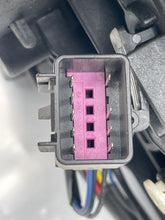 Load image into Gallery viewer, Floor Shifter  MERCEDES C-CLASS 2011 - NW78077
