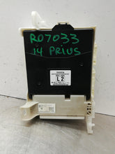 Load image into Gallery viewer, Computer Toyota Prius 2013 - NW329569
