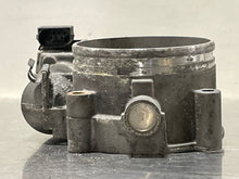 Load image into Gallery viewer, Throttle Body  PORSCHE CAYENNE 2012 - NW330450
